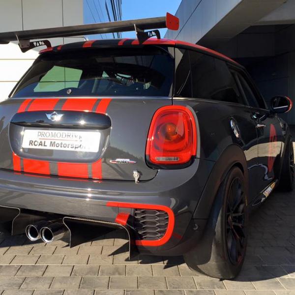 Mini John Cooper Works Challenge - Ala ed estrattore